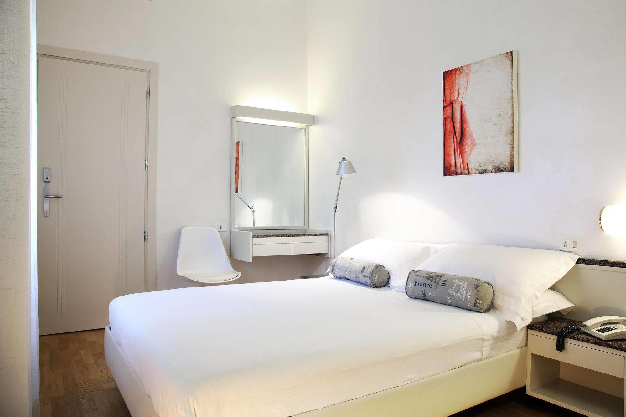 Hotel Rosabianca Rimini Exterior foto